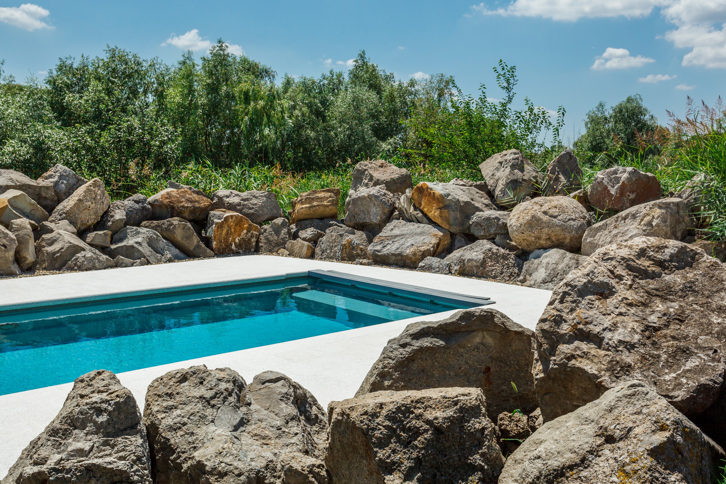 Бассейн в пригороде Краснодара