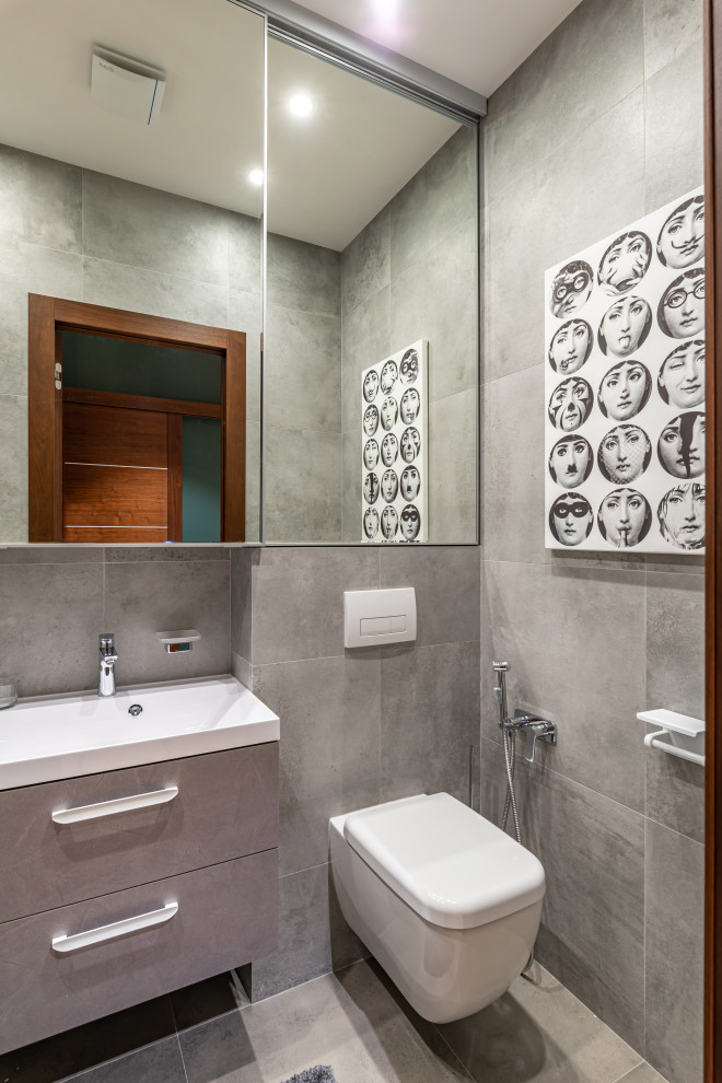 Трехкомнатная квартира в центре Москвы