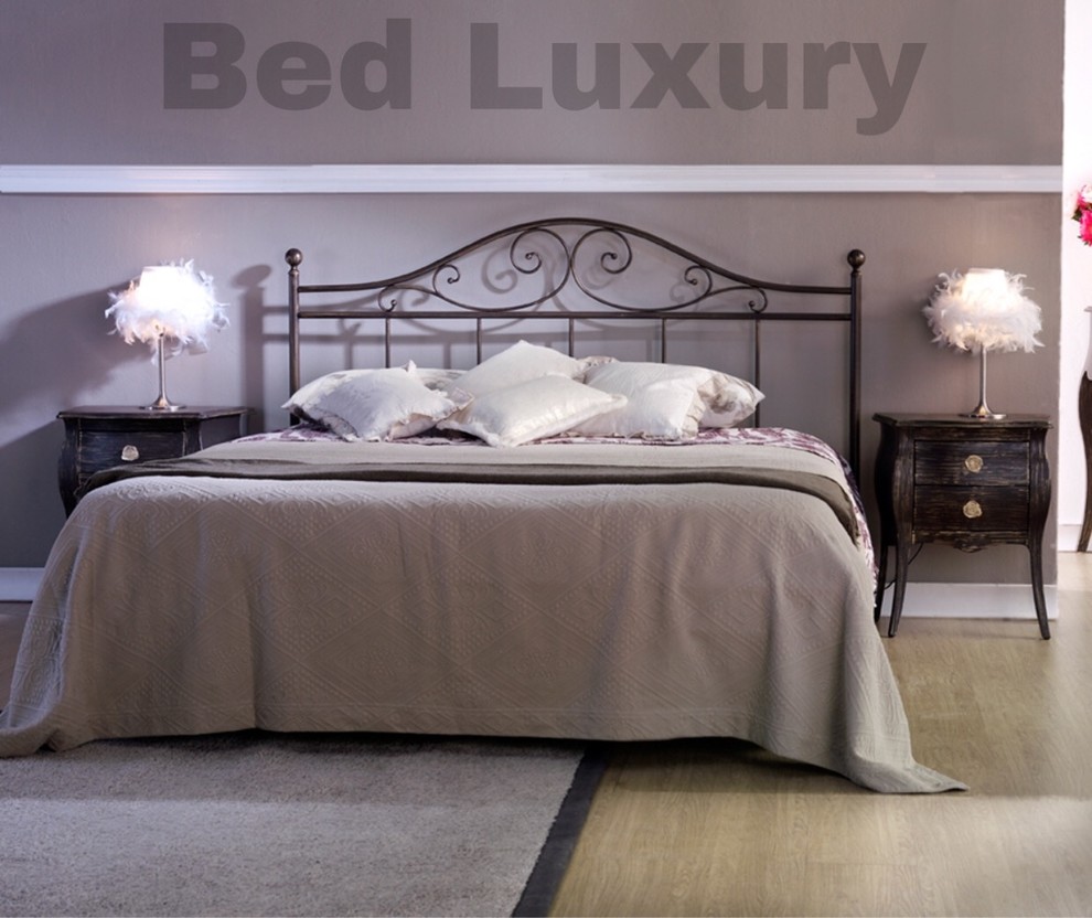 Обложка проекта: Кованая кровать «Равенна»