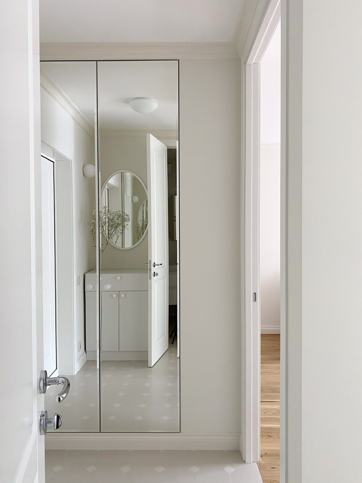 Квартира у сквера