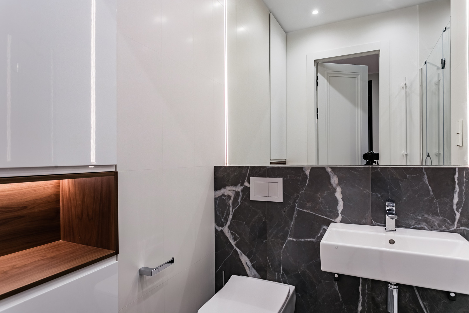 Реализация: Мичуринский, 26