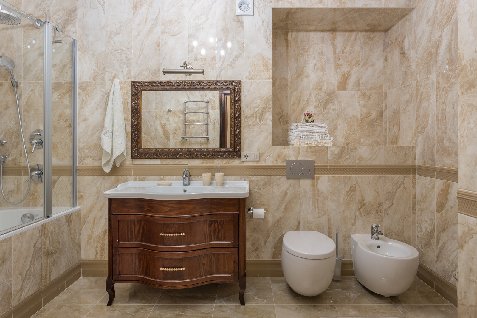 3-х комнатная квартира на Никулинской, Москва