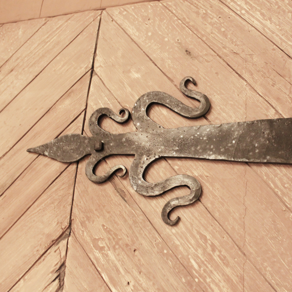 Реконструкция интерьера в загородном доме