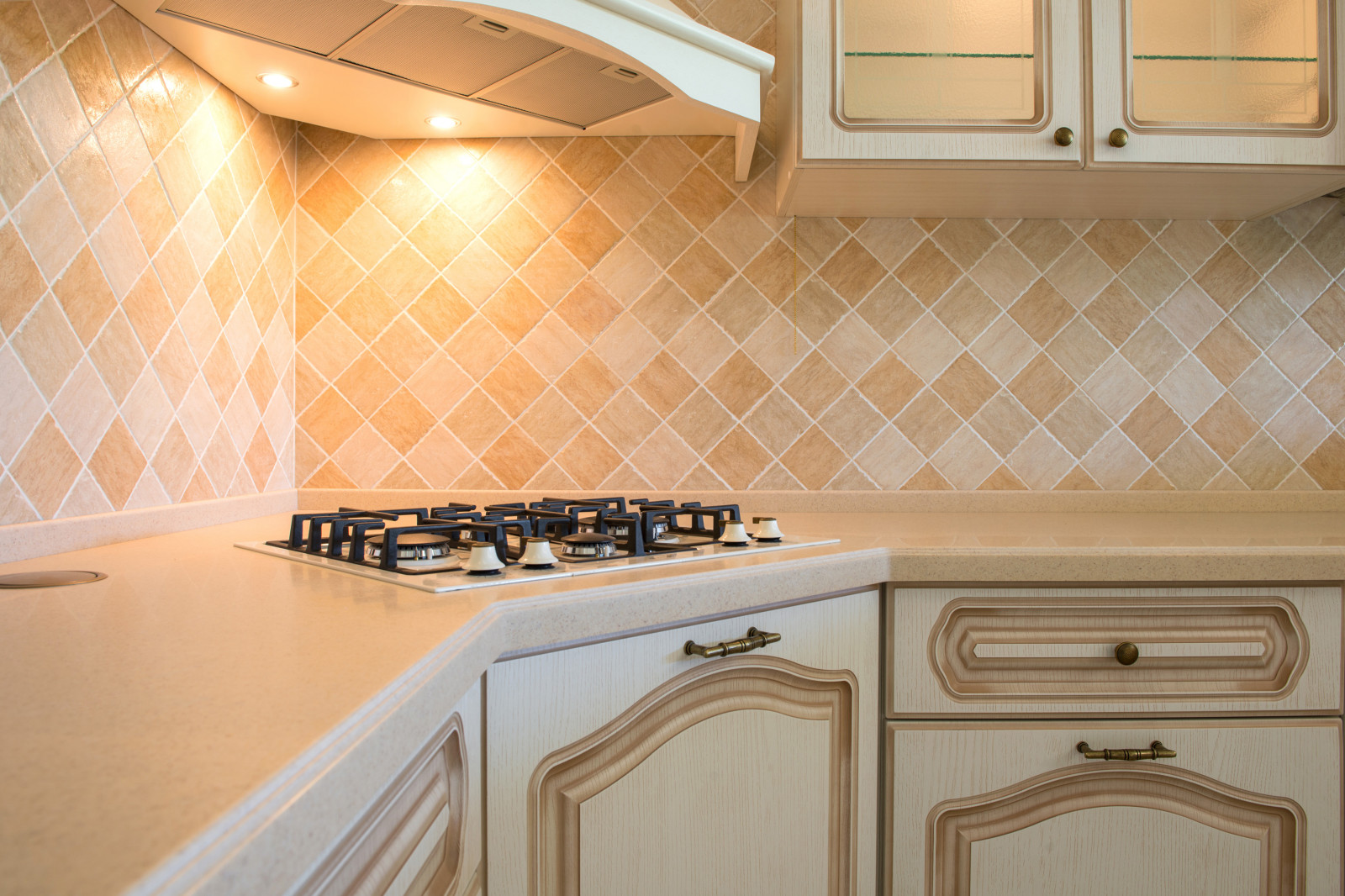 кухня-гостиная в классическом стиле