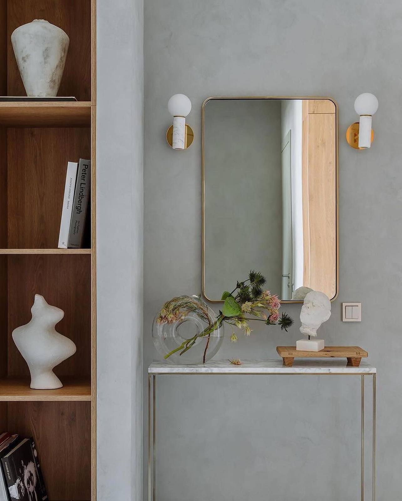 Интерьер лаконичной двухкомнатной квартиры