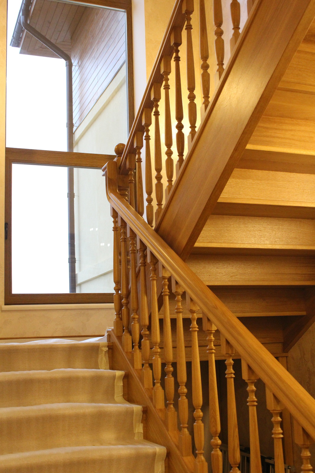 Обложка проекта: Лестница массив дуба