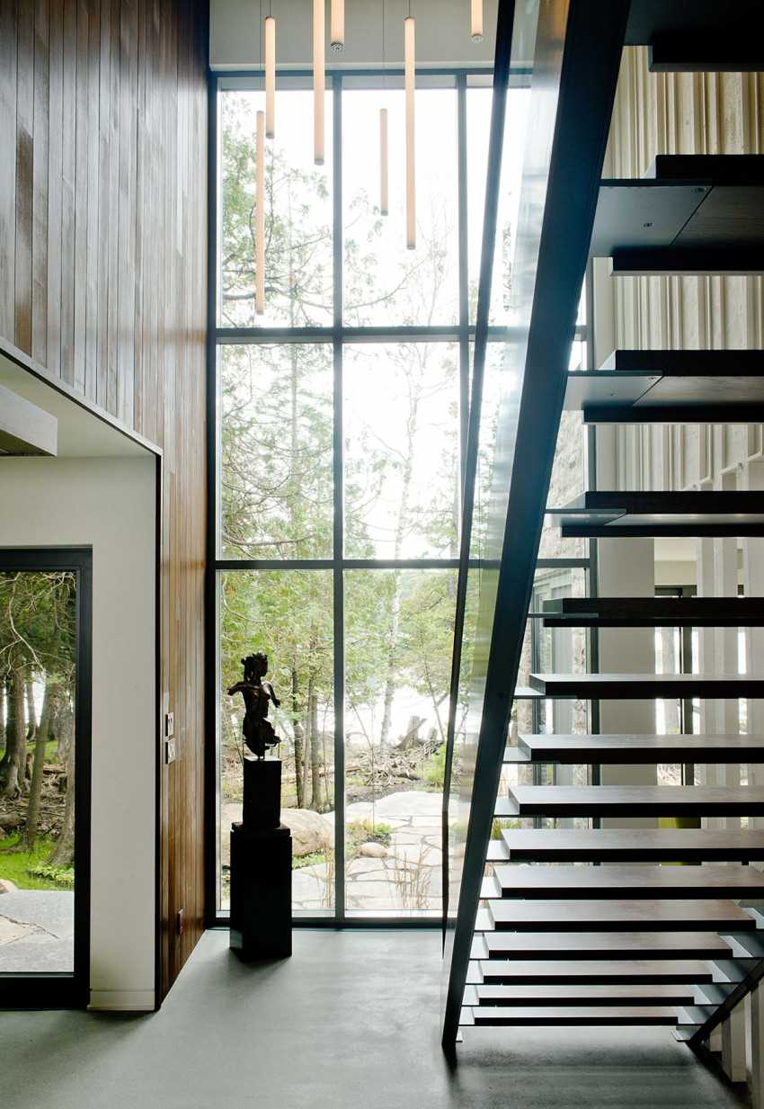 Стеклянные ограждения лестниц