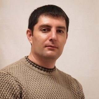 Роман Панасенко