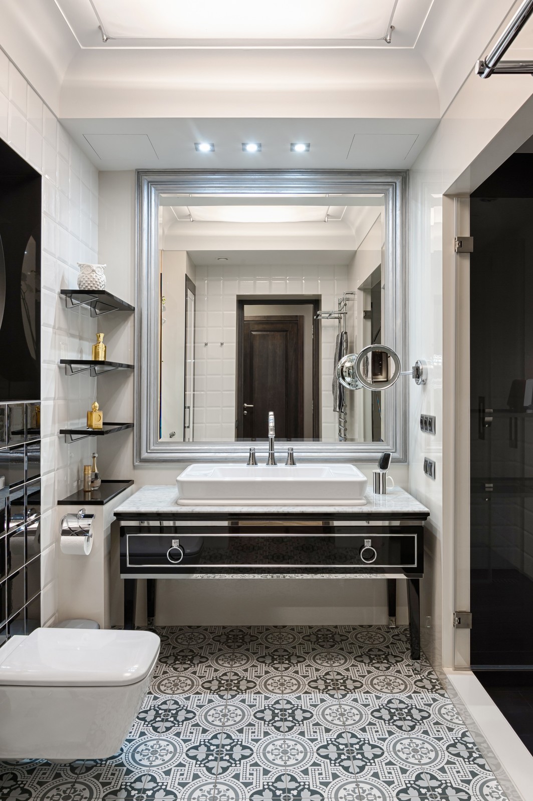 Реализованный проект интерьеров квартиры 159 кв. метров на Суворовском проспекте