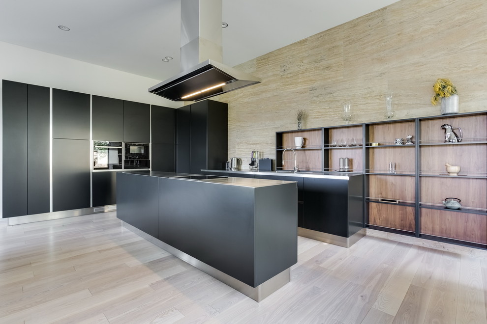 Кухня черного цвета