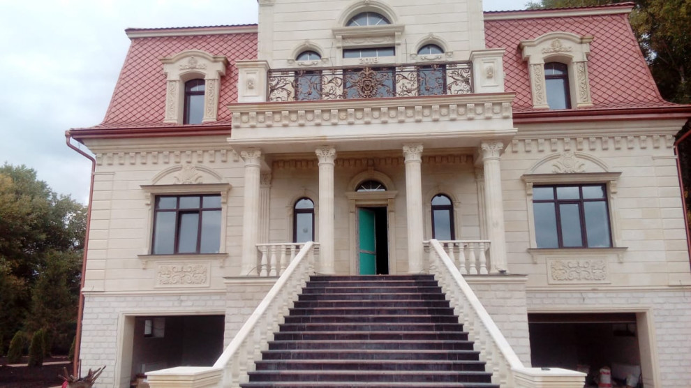 Балясины из натурального дагестанского камня