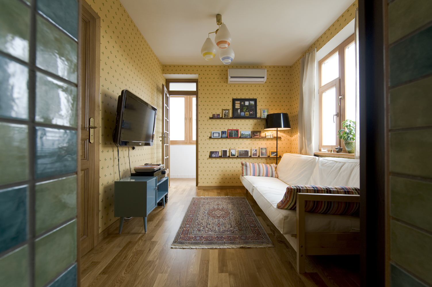 Квартира "1=2"