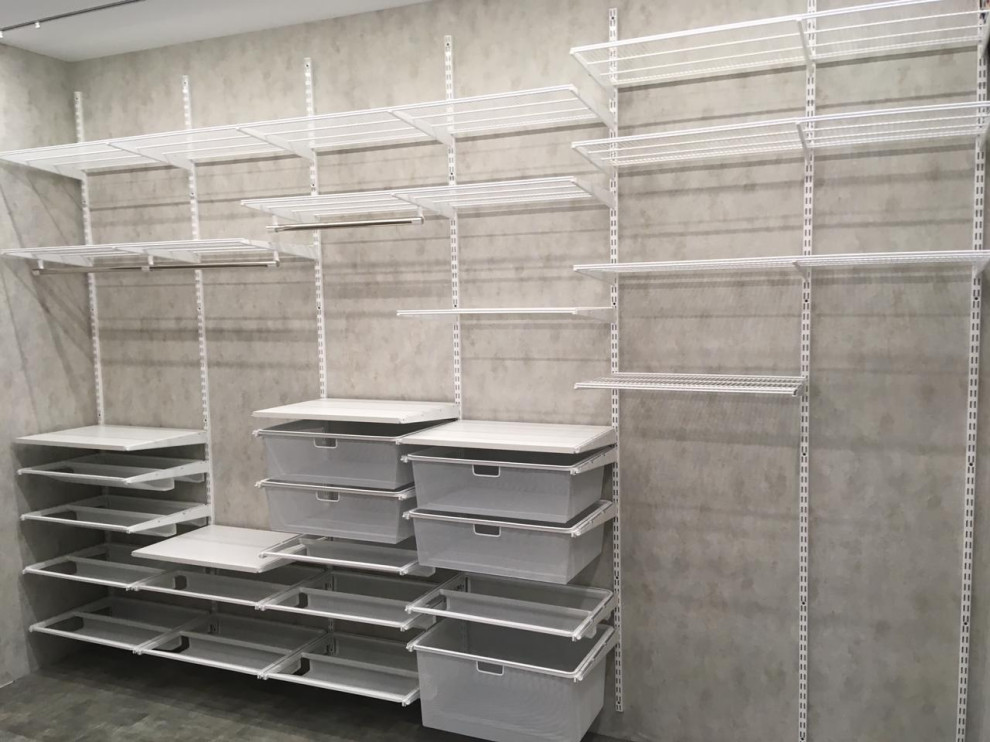 Обложка проекта: Монохромная прихожая