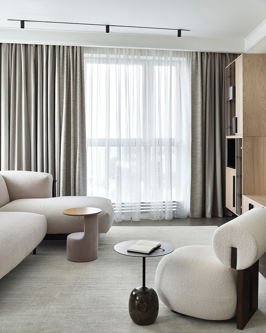 Флористические мотивы в квартире с видом на Москву