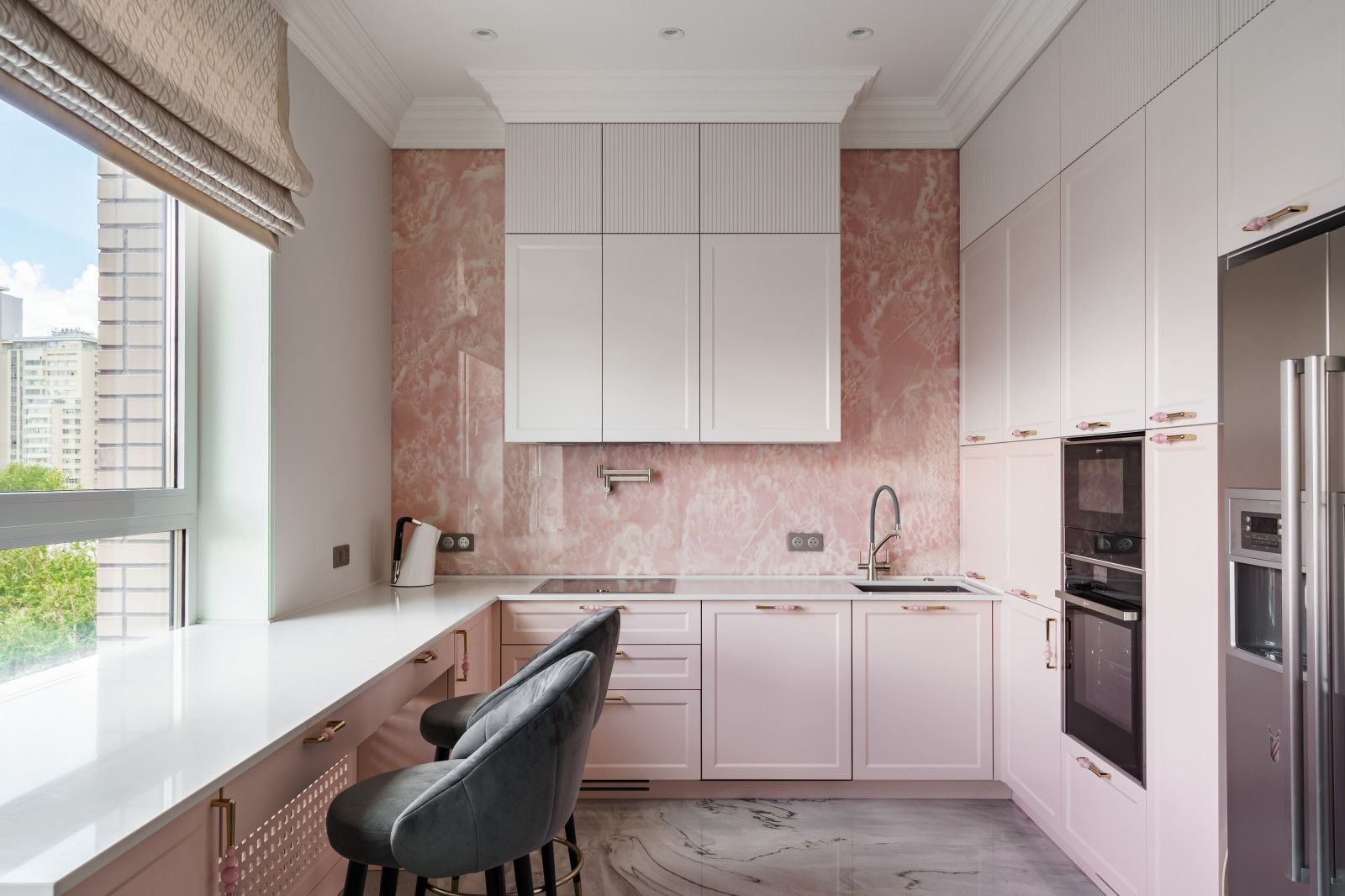 Акцент на оникс