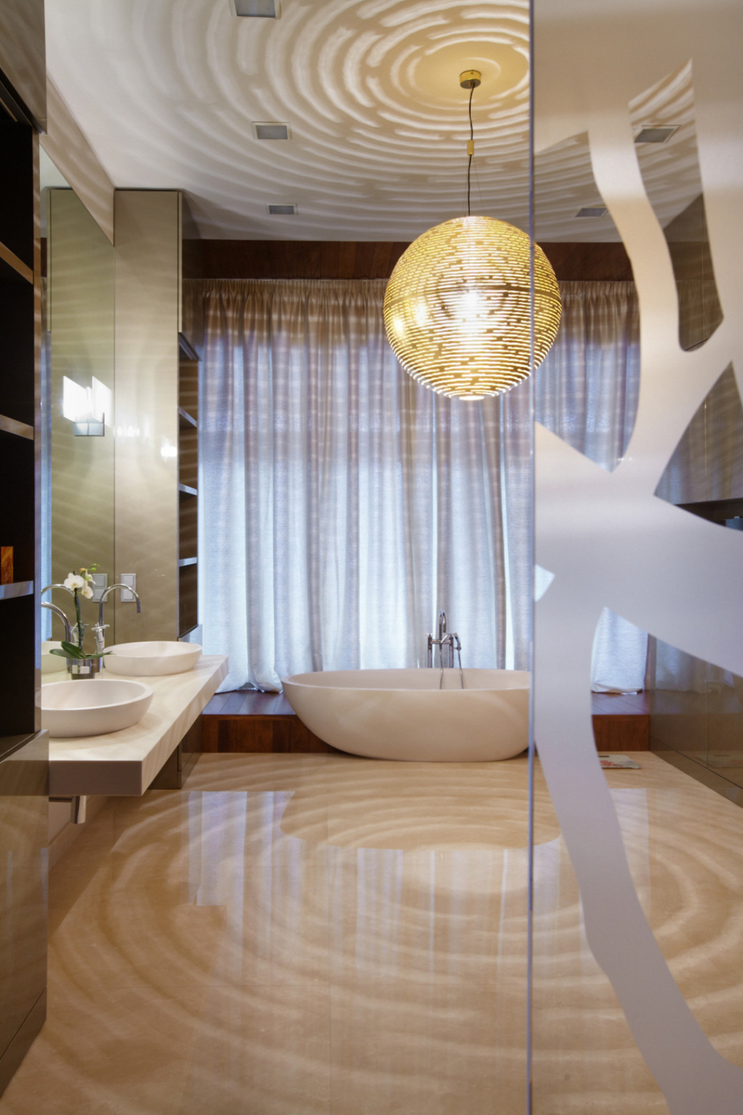 ДОМ 1800 КВ.М. КРИСТАЛ ИСТРА