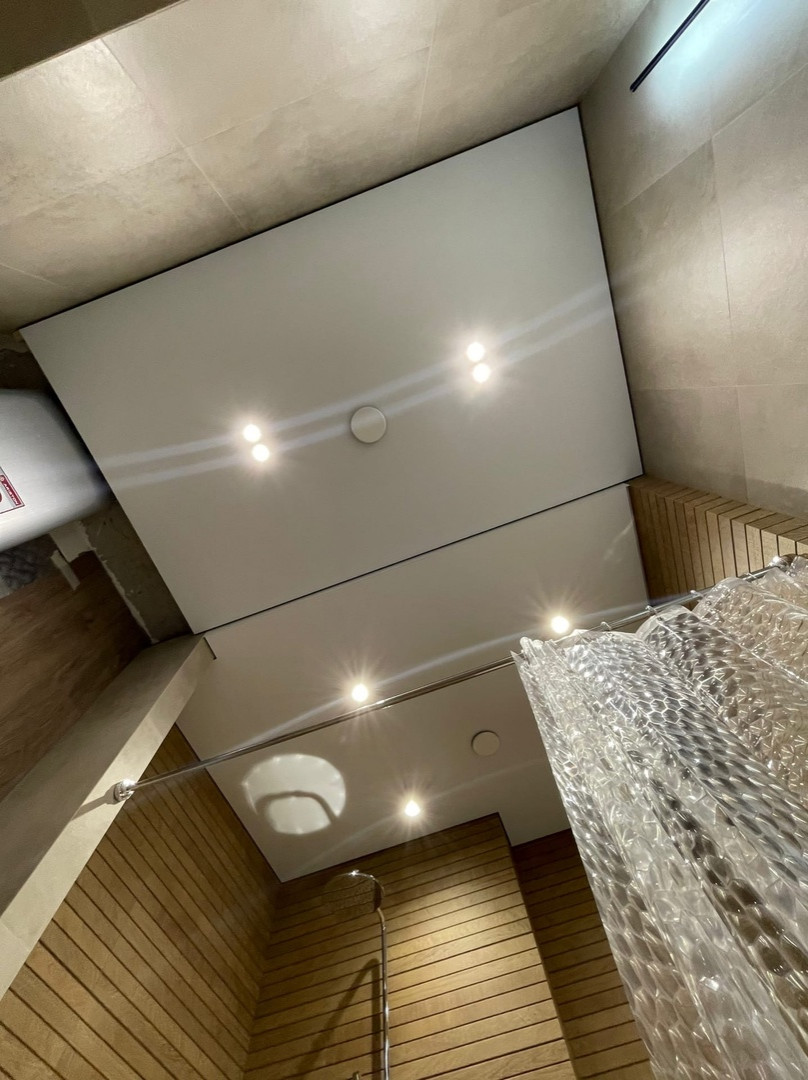 Обложка проекта: Теневые и парящие потолки в ЖК Кларус парк