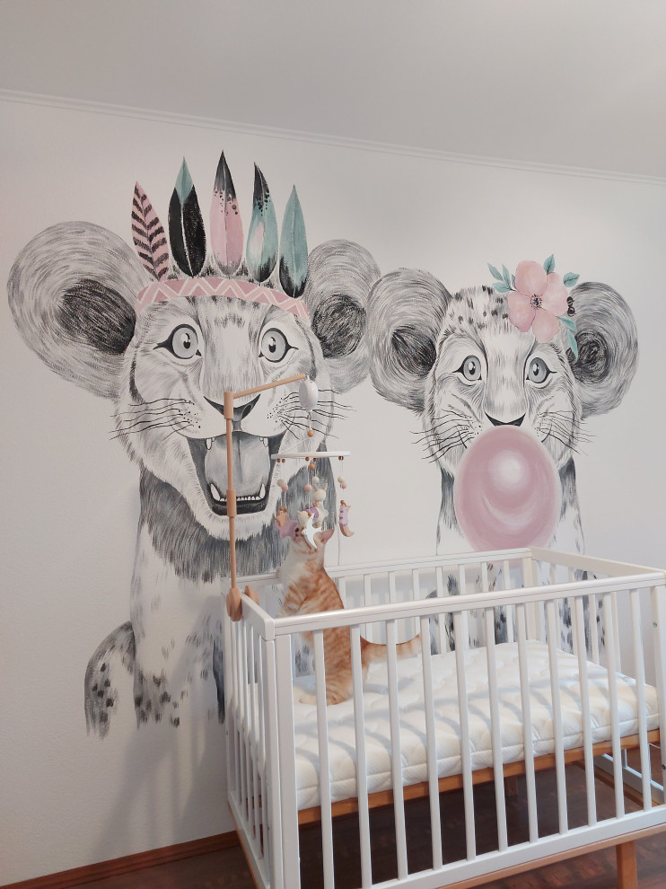 Роспись стены в детской " Львята"