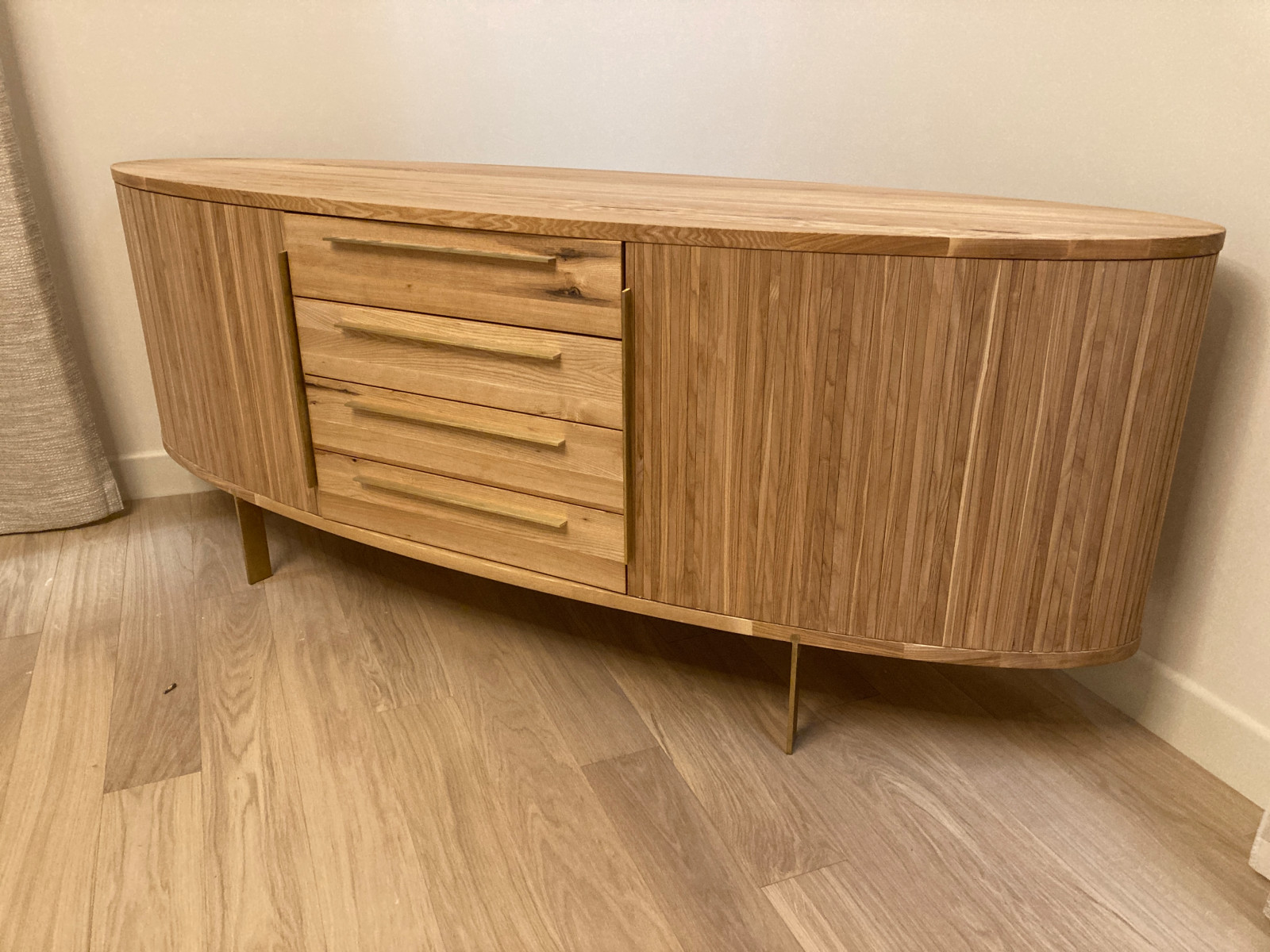 Обложка проекта: Тумба из Ясеня