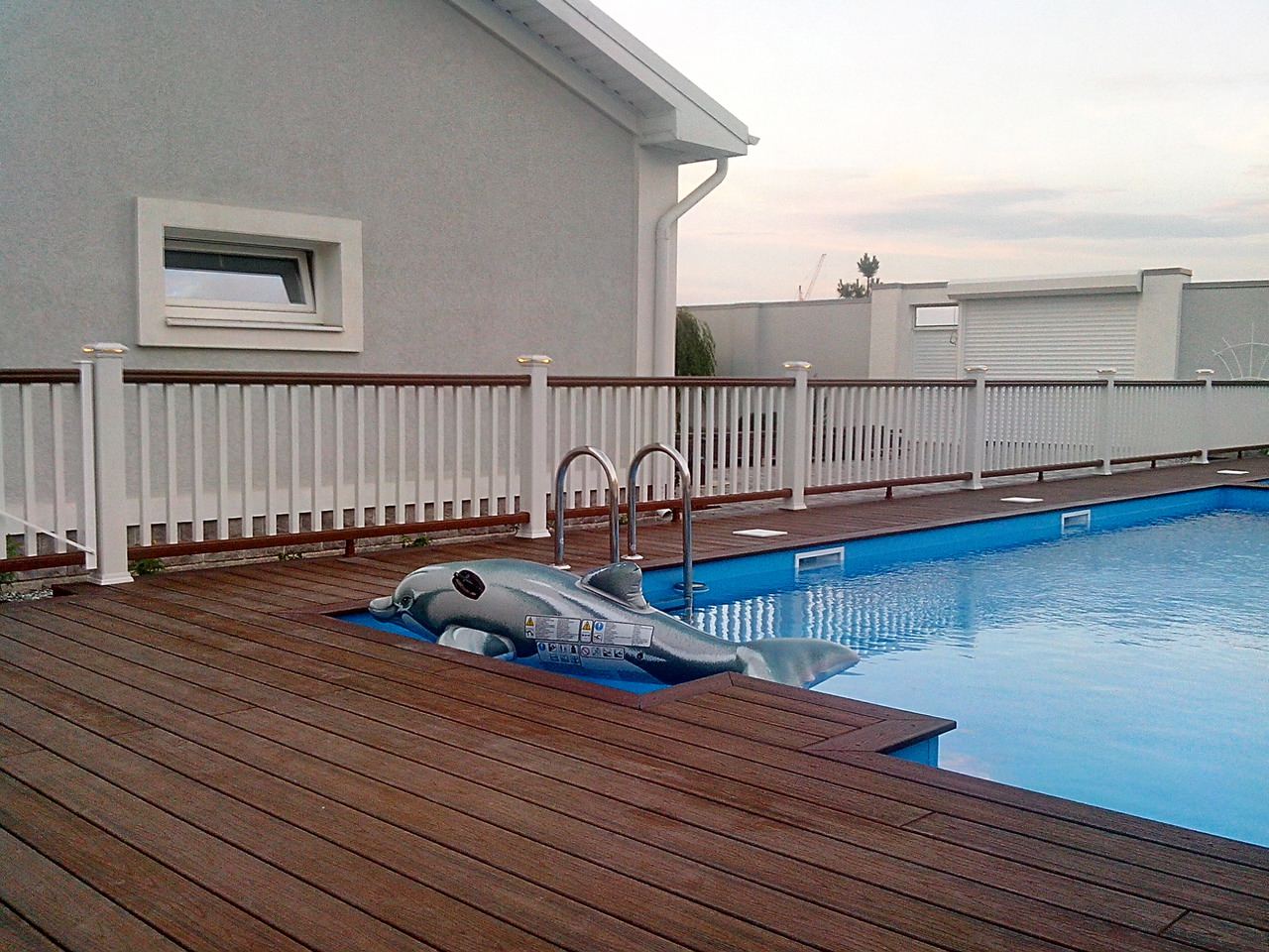 Террасы для бассейнов, причалов