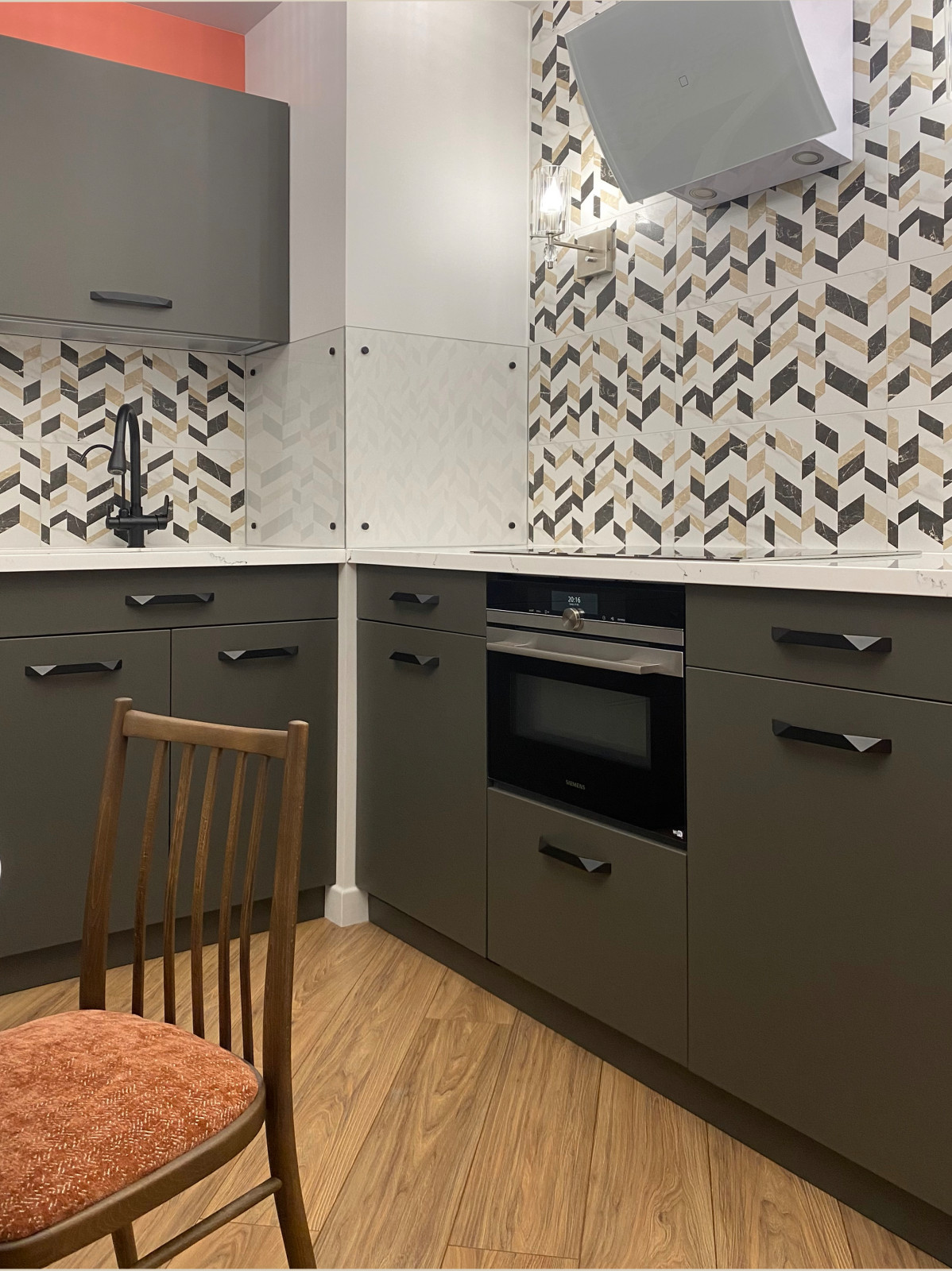 Яркие краски новой жизни родителей