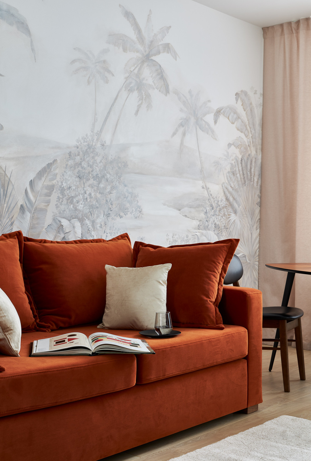 Тигр на терракоте