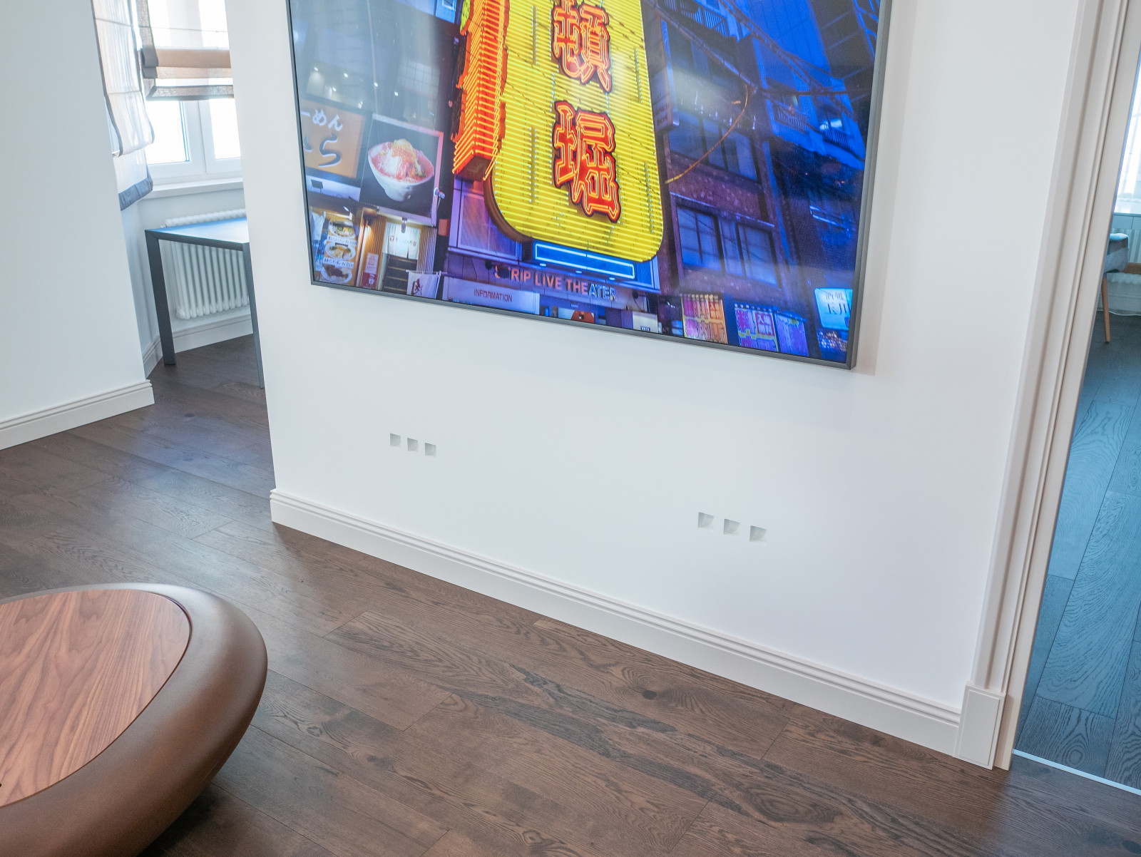 Инсталляция с невидимой акустикой в "Алых парусах"