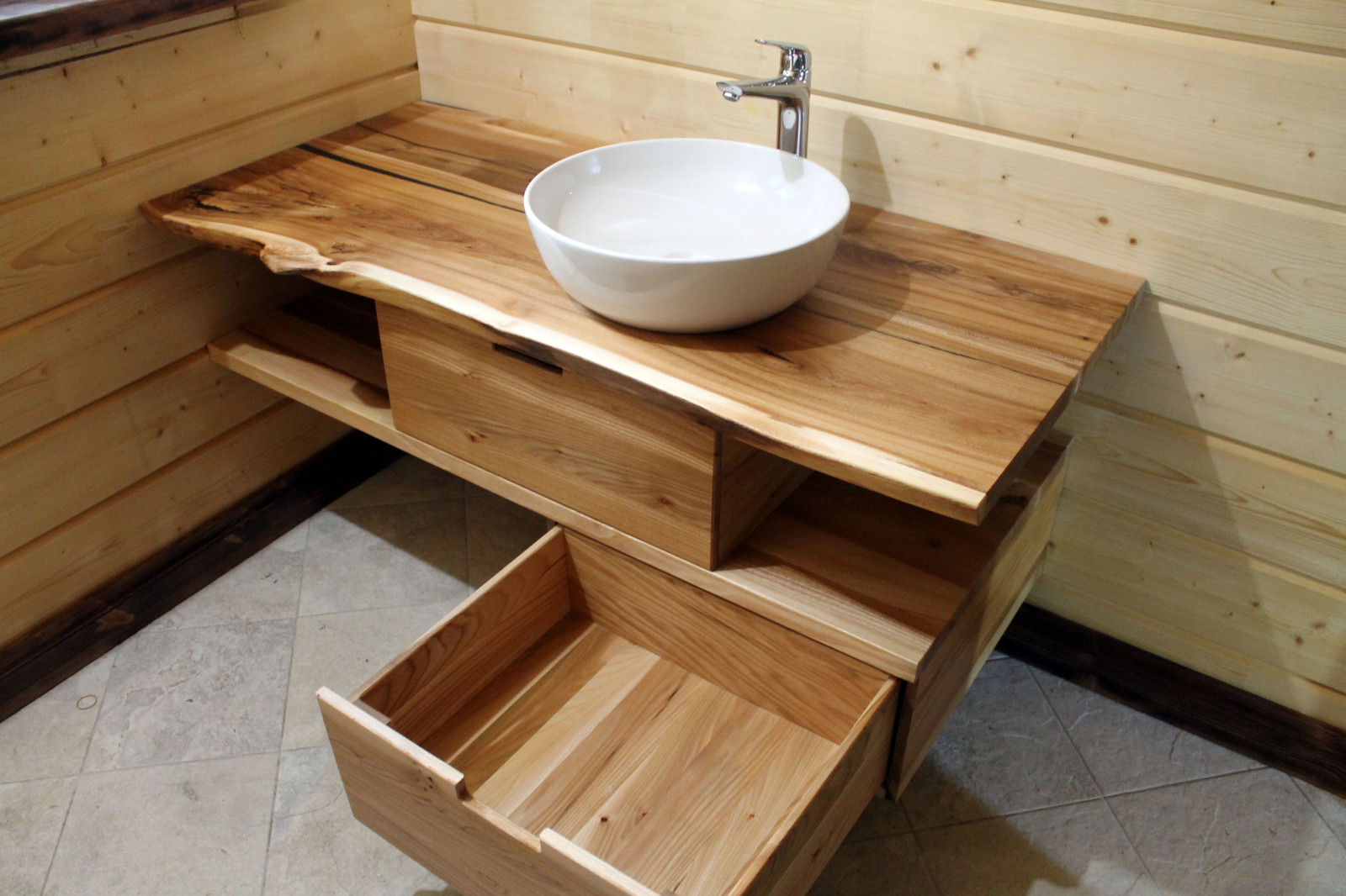 Live edge тумба под раковину