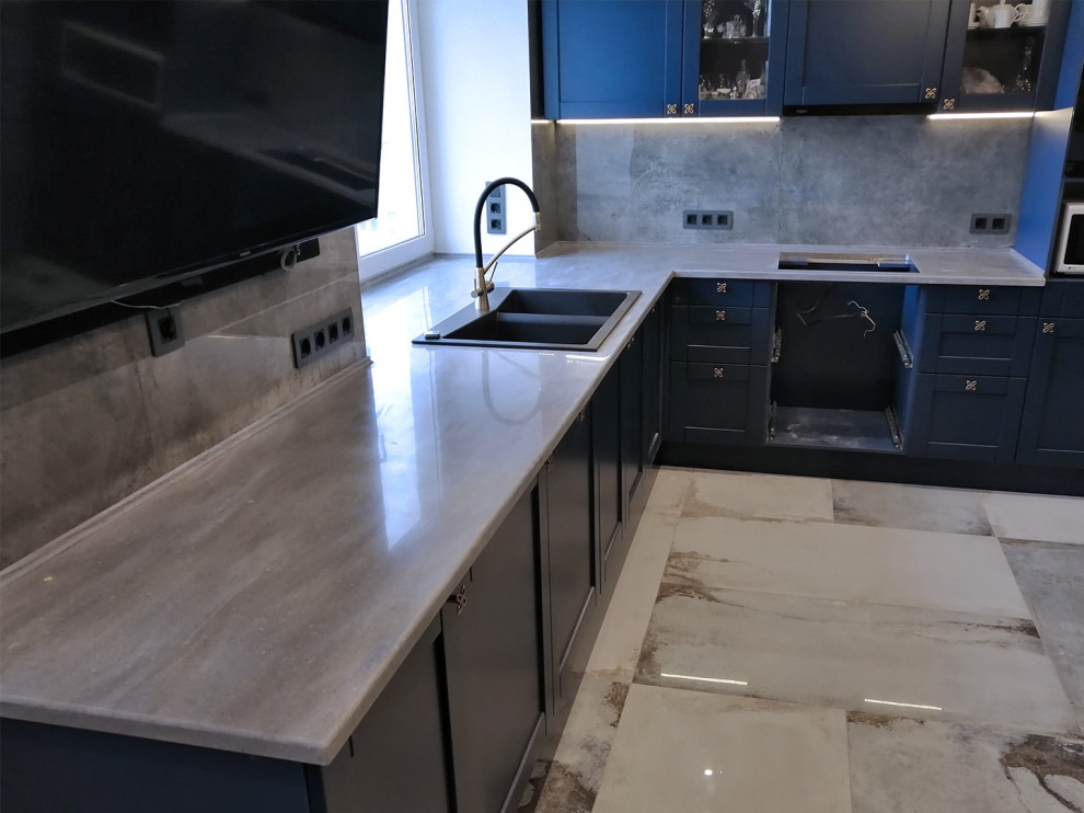 Подоконник-столешница из искусственного камня Corian Juniper