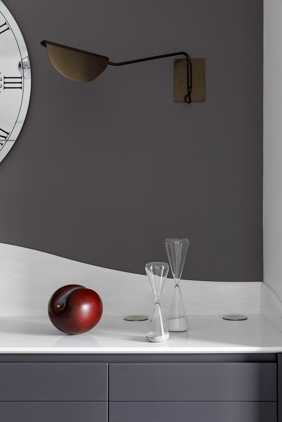 Houzz тур: Графичный интерьер, в котором нет места лишним деталям