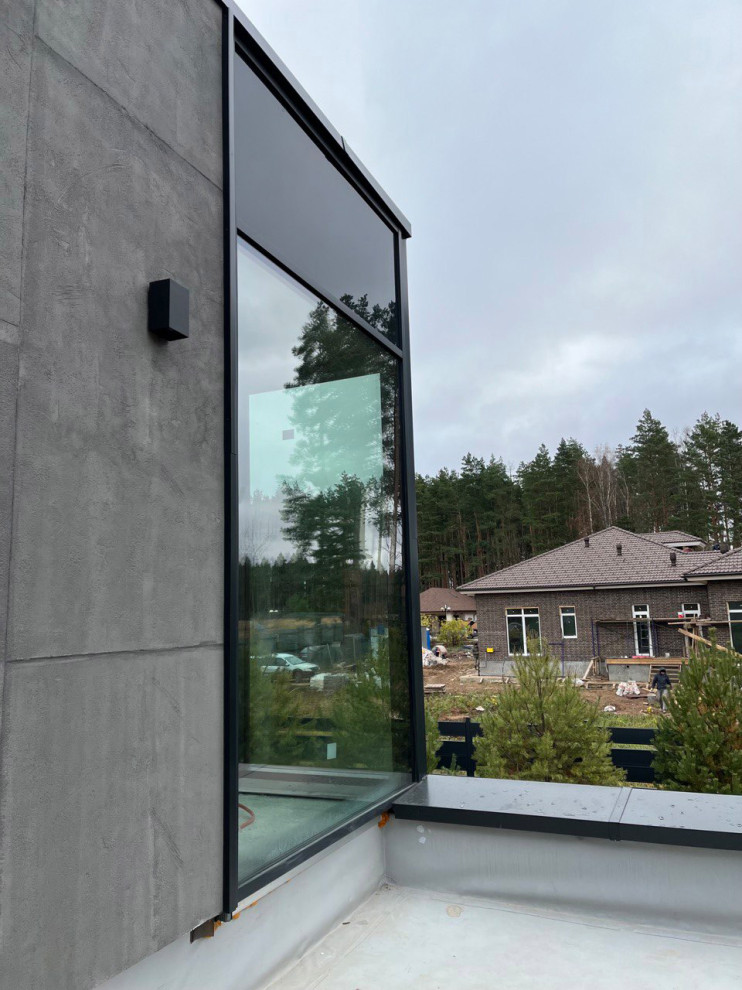 ЗАГОРОДНЫЙ ДОМ НА НОВОЙ РИГЕ. ПАНОРАМНОЕ ОСТЕКЛЕНИЕ