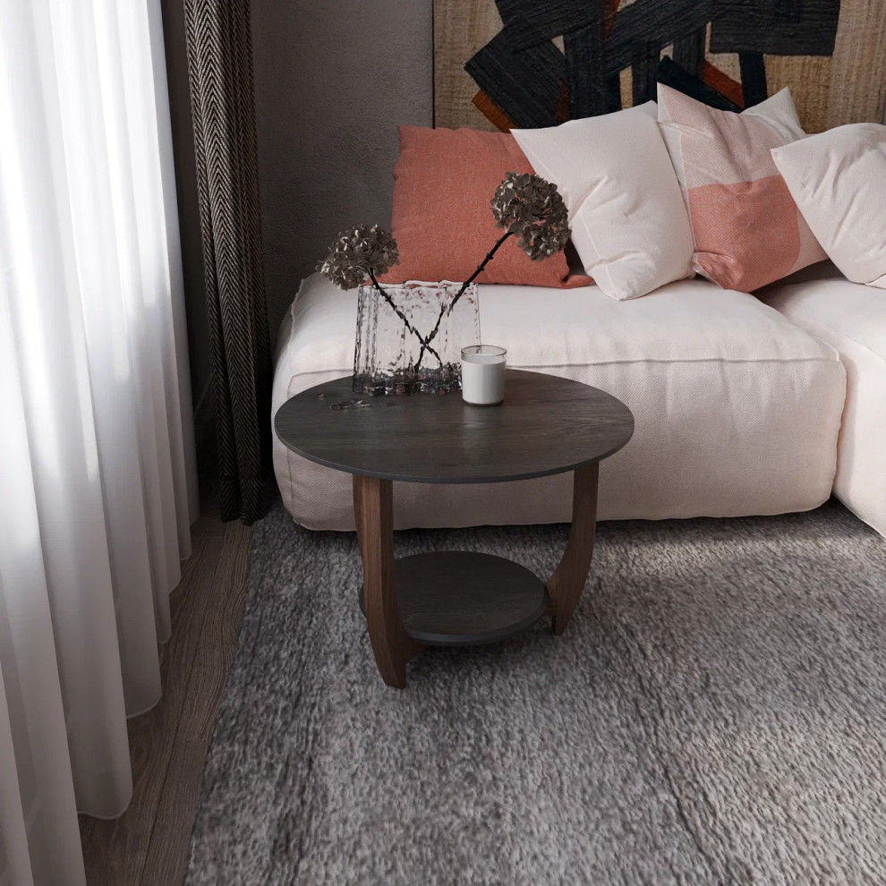 Журнальный столик ДОМОВОЙ черного цвета в гостиной