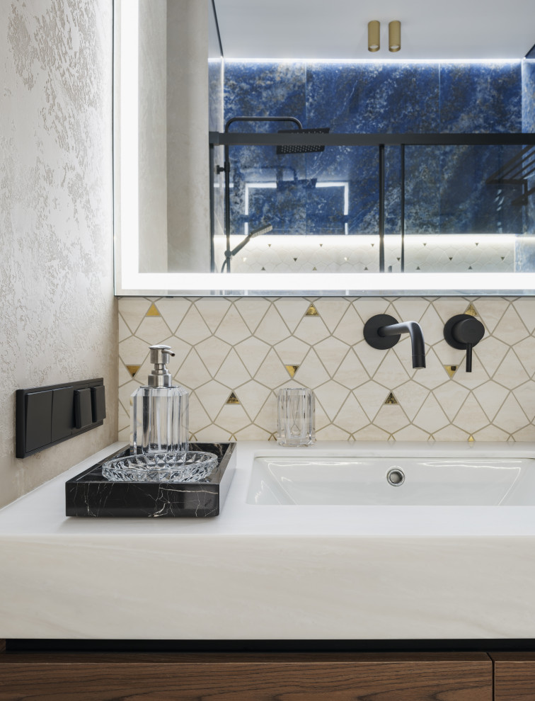 Реализация современной четырехкомнатной квартиры площадью 170 м²