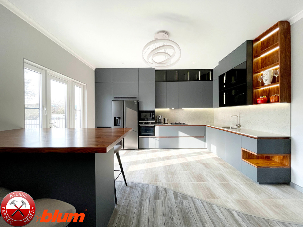 imgonline 117 copy.jpg