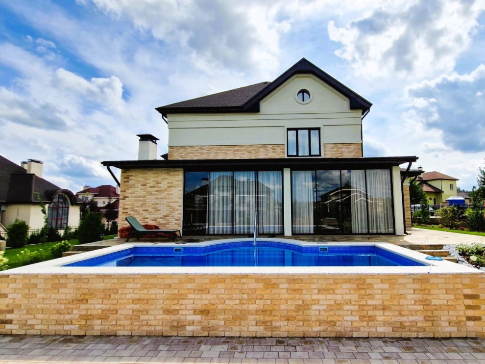 Раздвижное остекление террасы Люксист