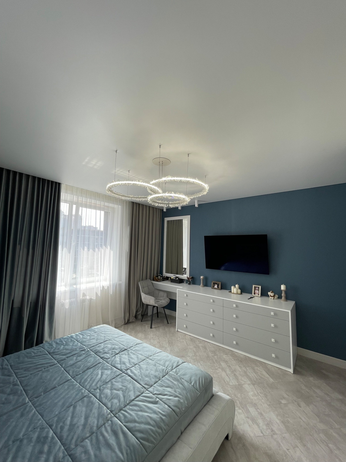 Теневые потолки в ЖК Заельцовский