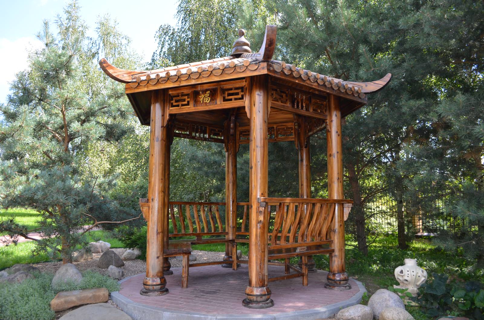 Китайский сад в Потапово.