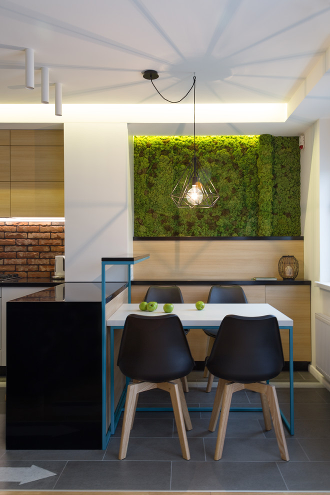 Houzz тур: Квартира в Калининграде для холостого бармена