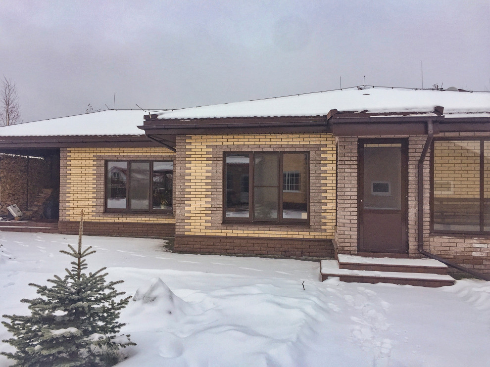 Остекление загородного дома, окна из лиственницы 1-го сорта.