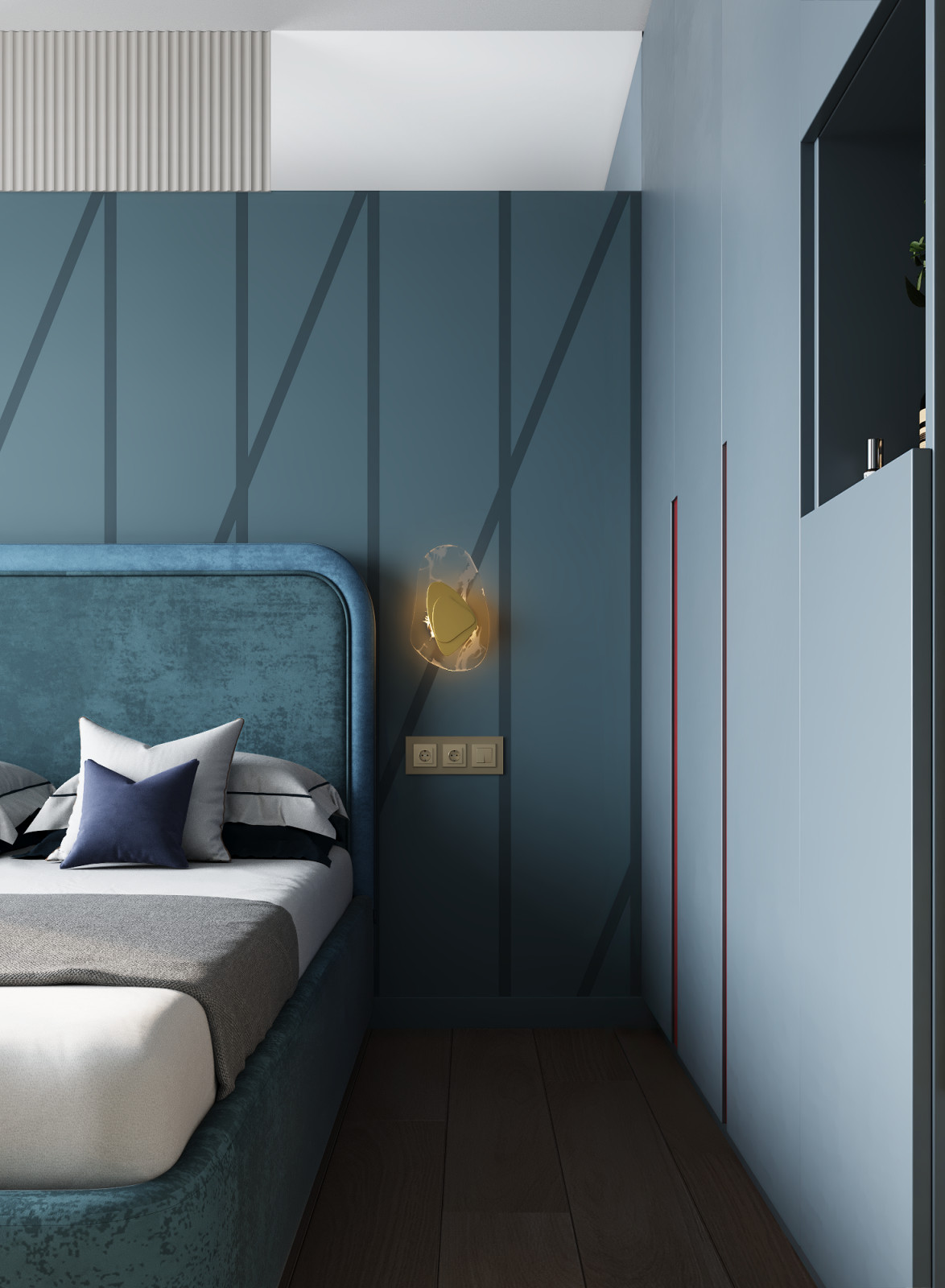 Яркая история