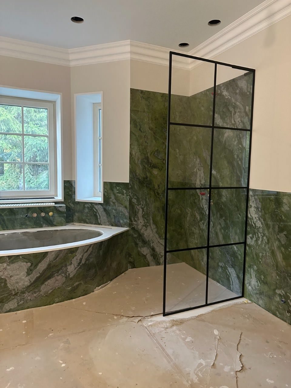 Душевая кабина/ванная комната