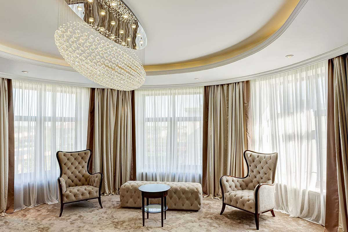 Дом в бежевых тонах