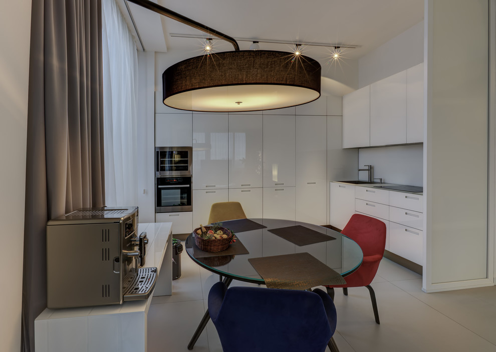 Квартира в современном стиле с яркими акцентами