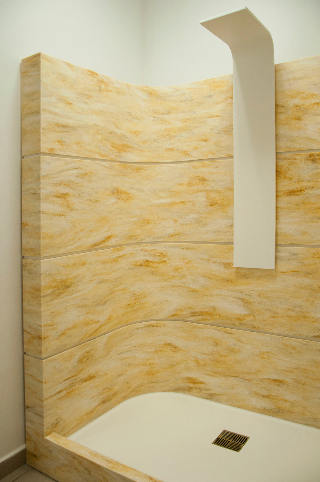 Обложка проекта: Душевая кабина из искусственного камня Corian