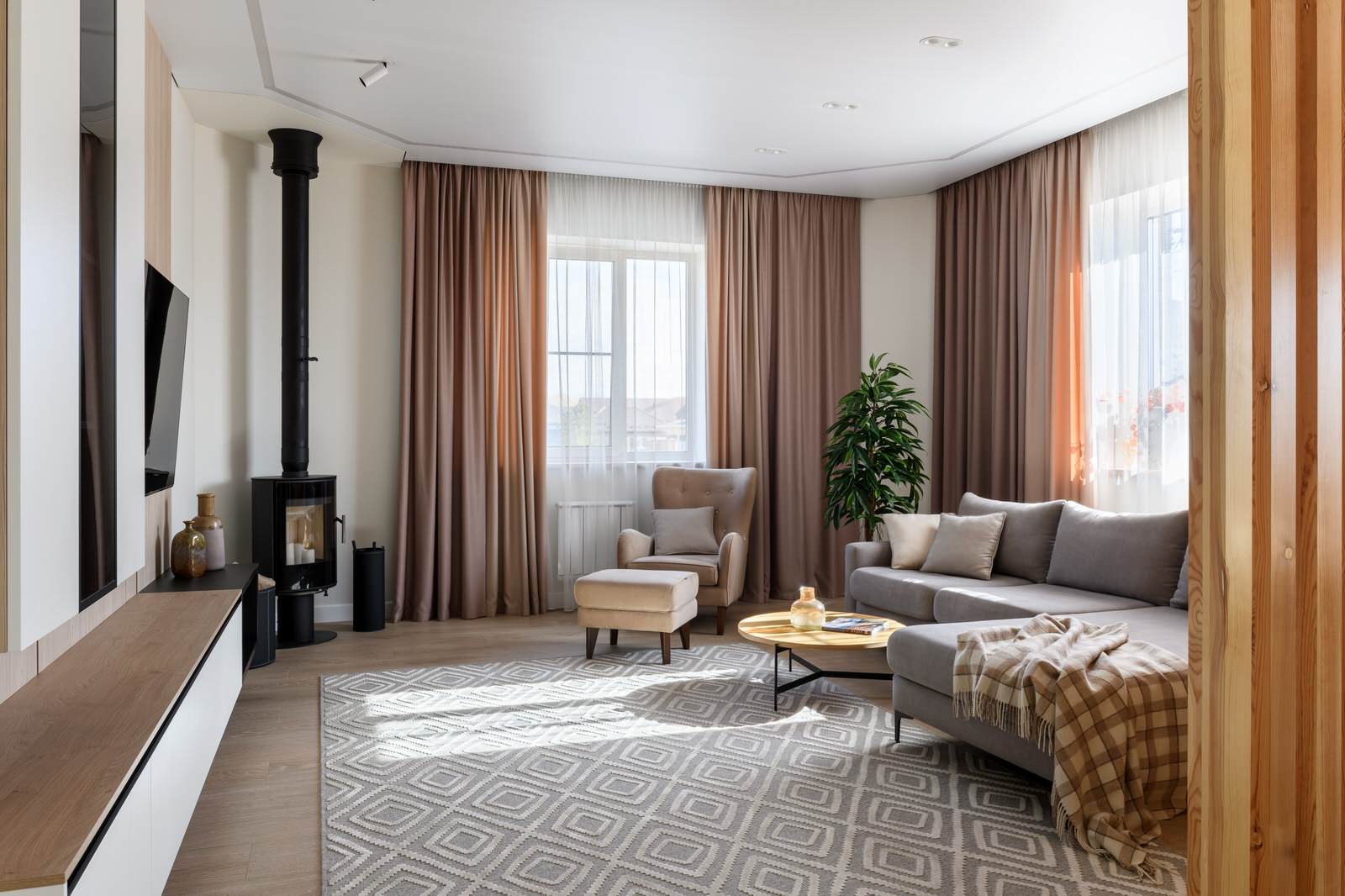 2024г. Частный дом 200 м2 в Новосибирске.