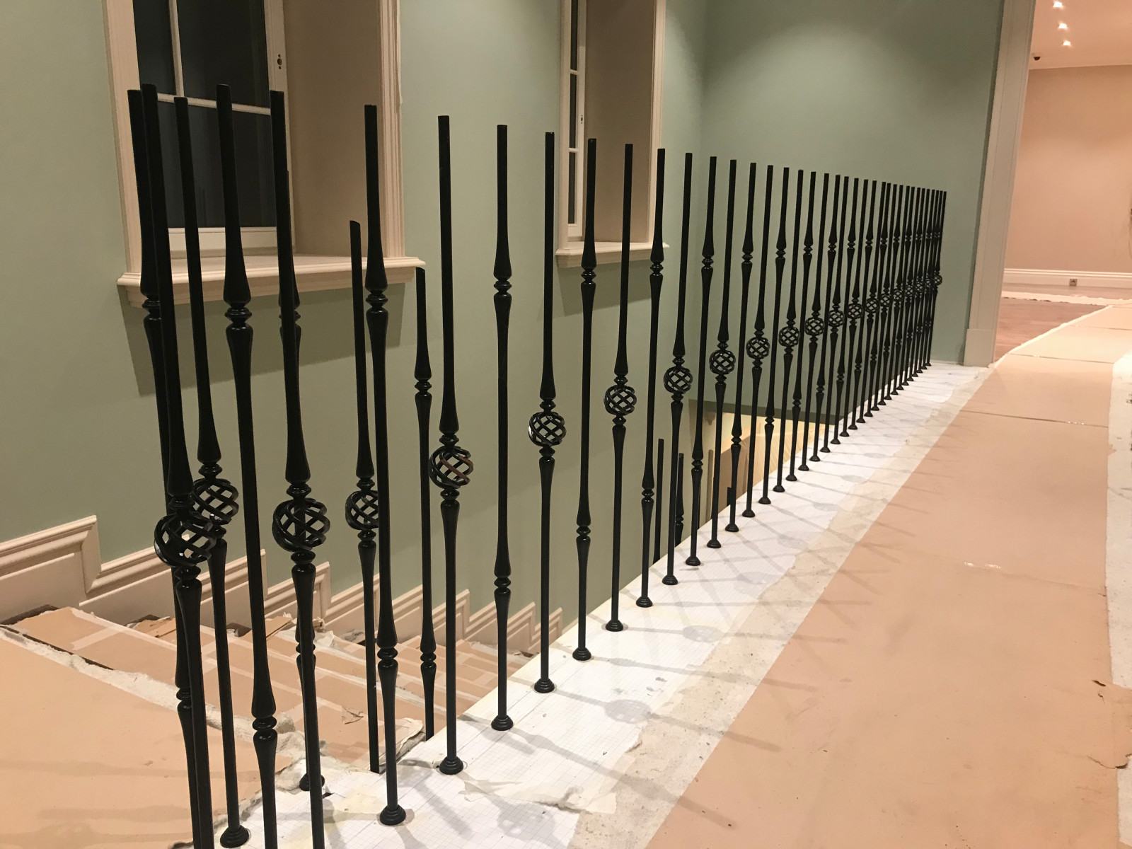 Обложка проекта: Кованые токарные балясины для лестничных ограждений.