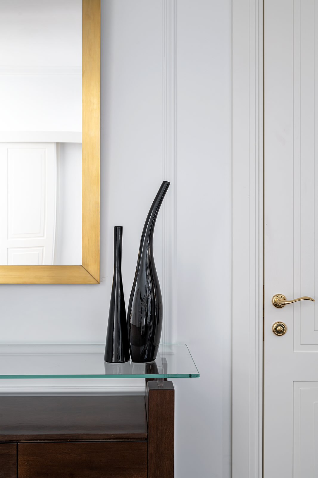 Белый, холодный, бразильский кофе