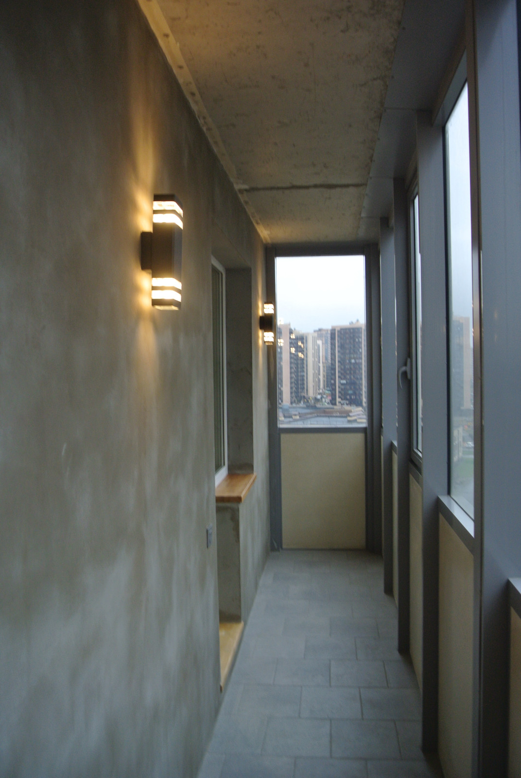 Трехкомнатная квартира Пос. Мурино, Охтинская аллея