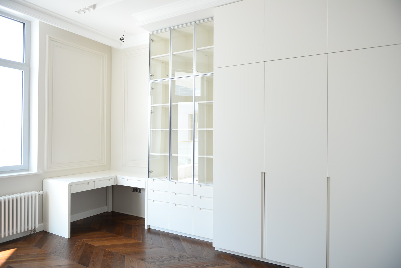 Мебель и детали интерьера