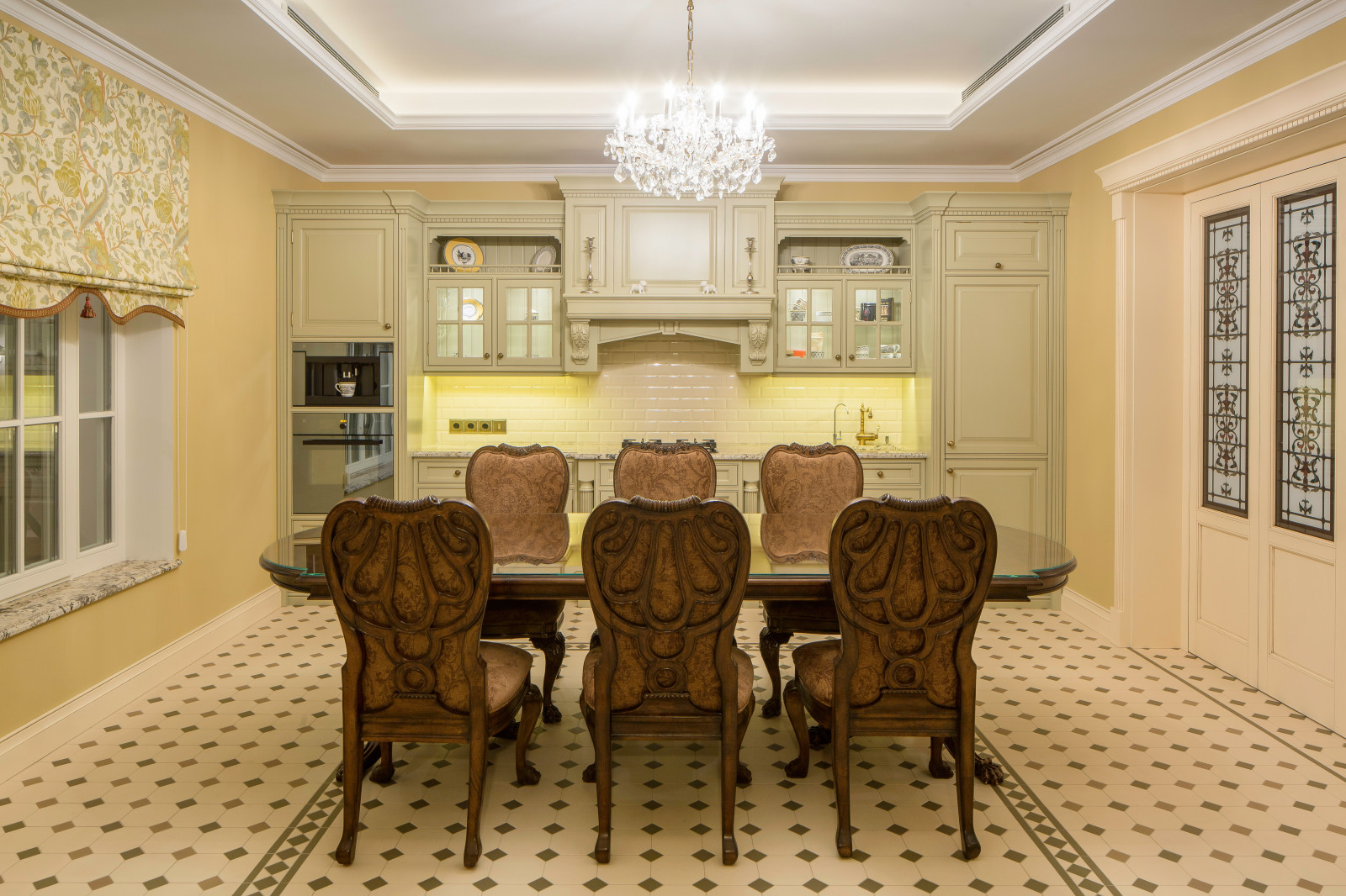 Загородный дом в Викторианском стиле